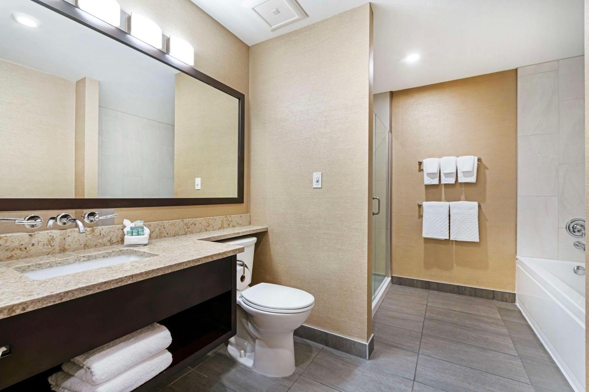 Best Western Northgate Nanaimo Bagian luar foto